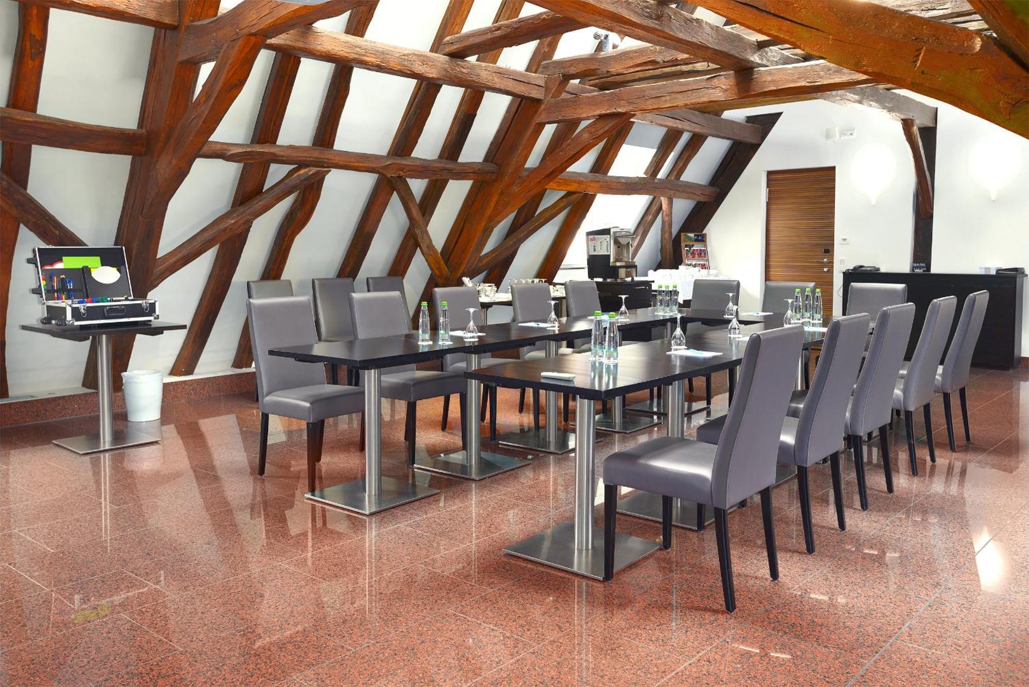 Trip Inn Kaiser Hotel & Restaurant Heidelberg-Шрисхайм Екстериор снимка
